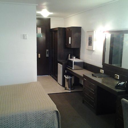 West Coaster Motel Queenstown Ngoại thất bức ảnh