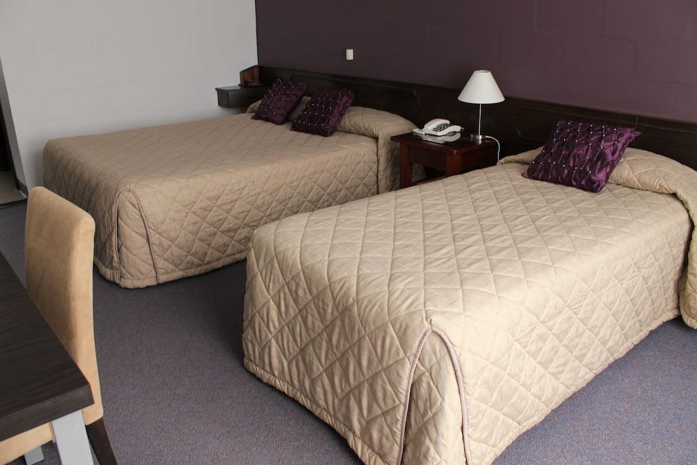 West Coaster Motel Queenstown Ngoại thất bức ảnh